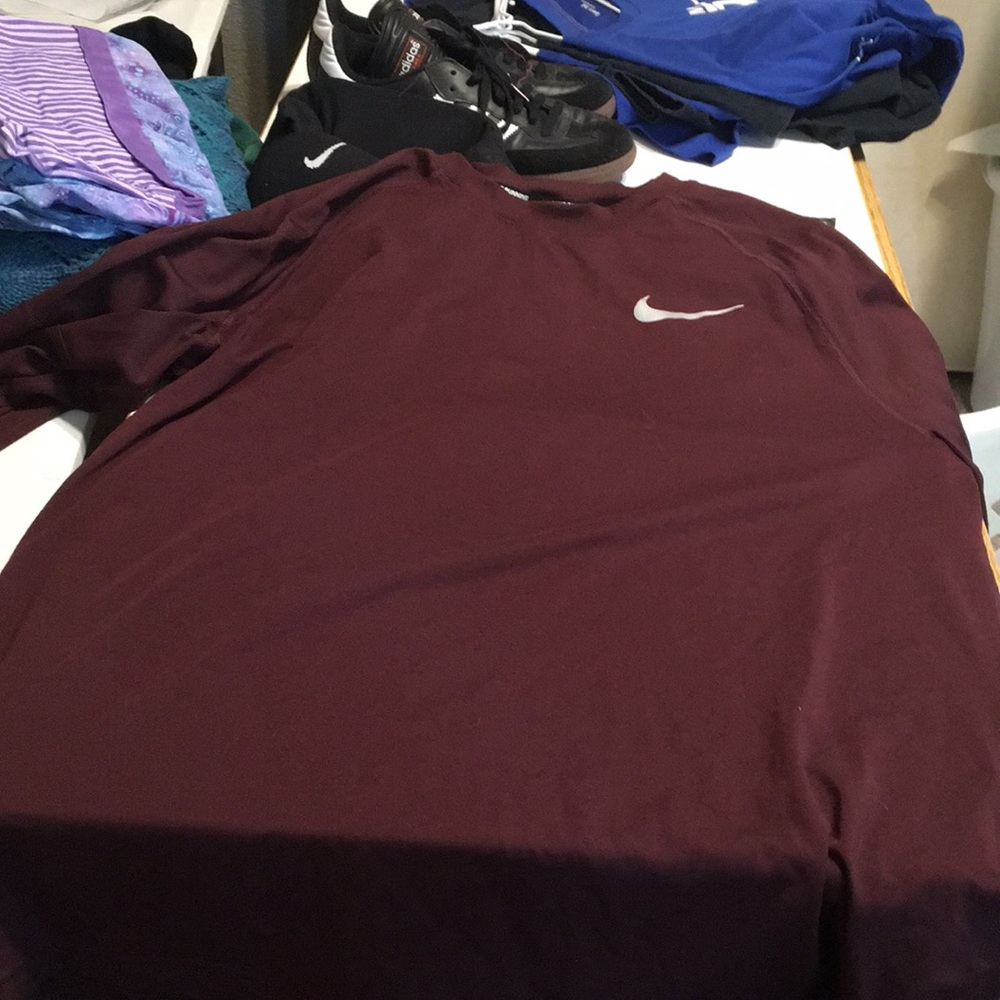 Nike active shirt